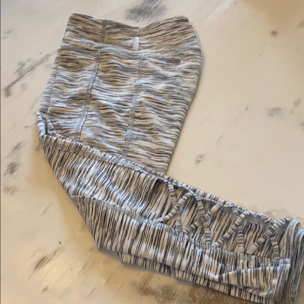 Girls Zella workout leggings